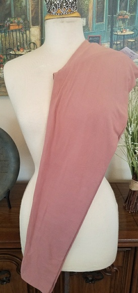 Solid blush/mauve leggings - Picture 1 of 3